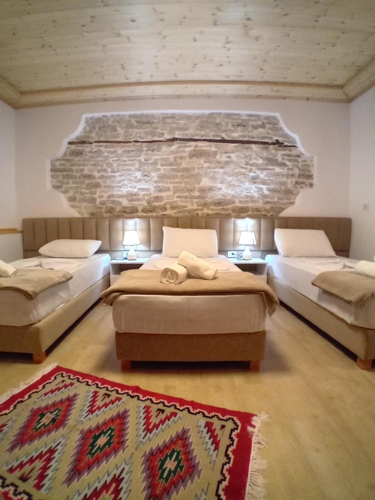 Arpet Gjirokastër