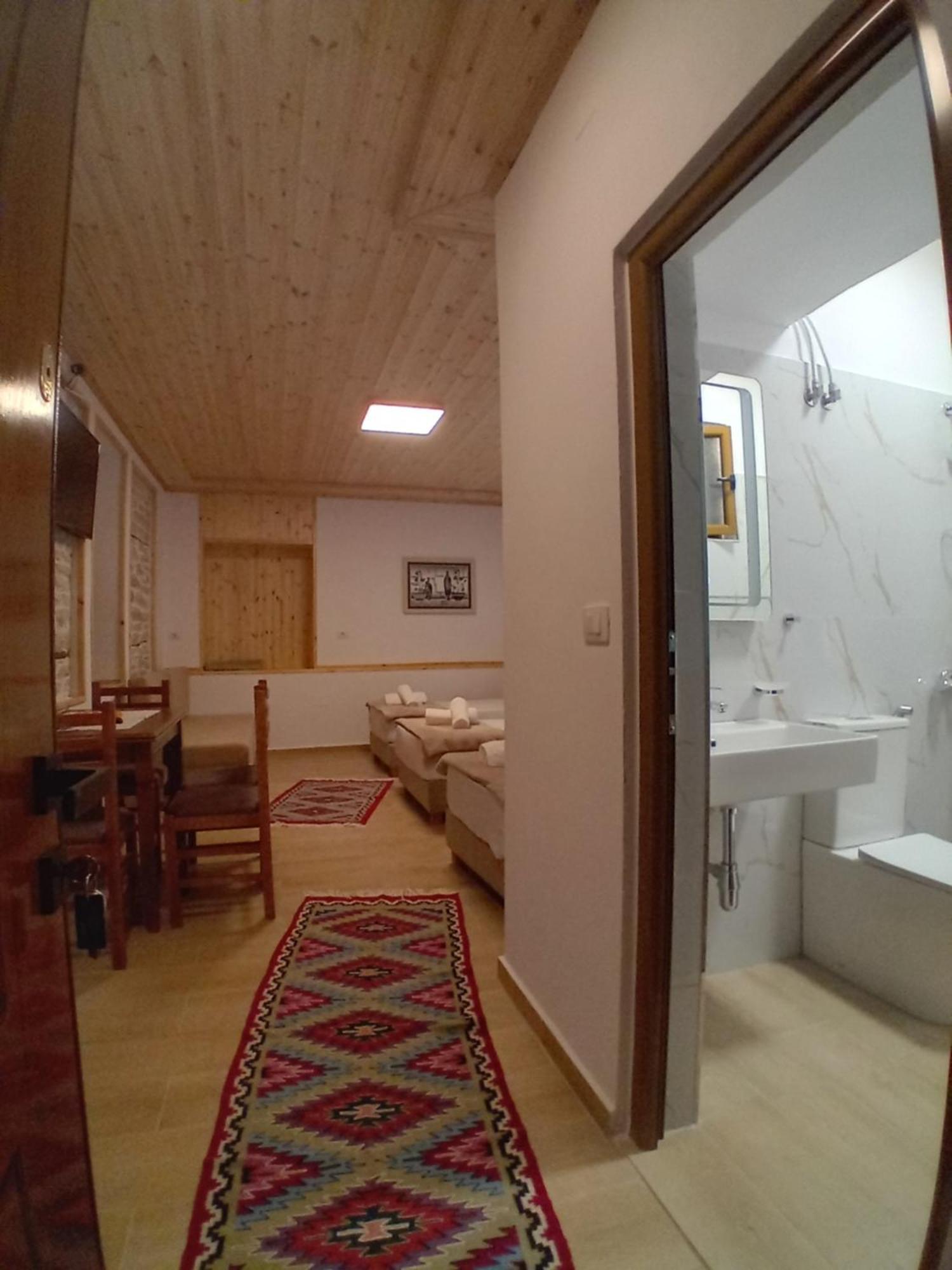 Arpet * Gjirokastër