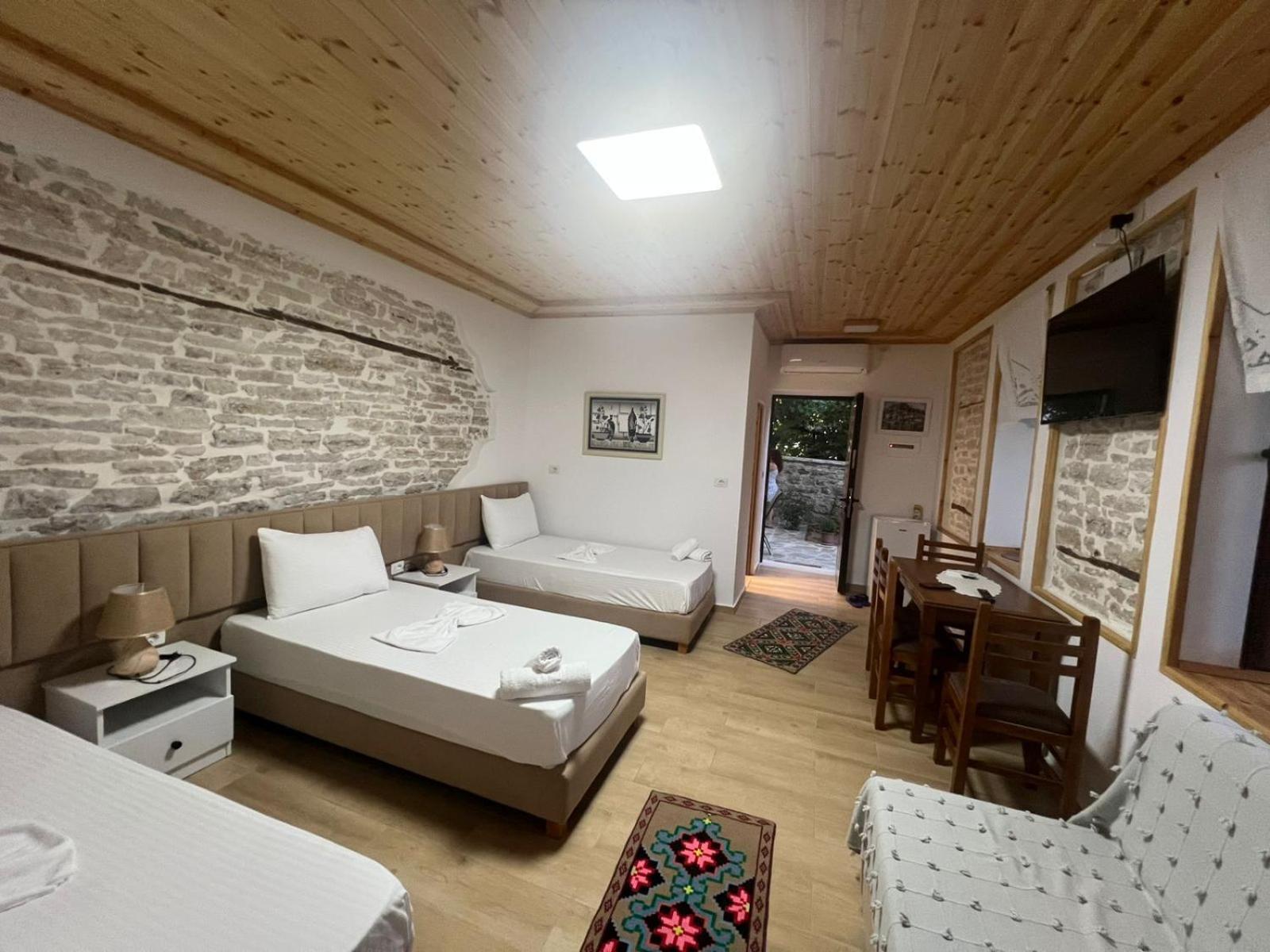 Arpet Gjirokastër