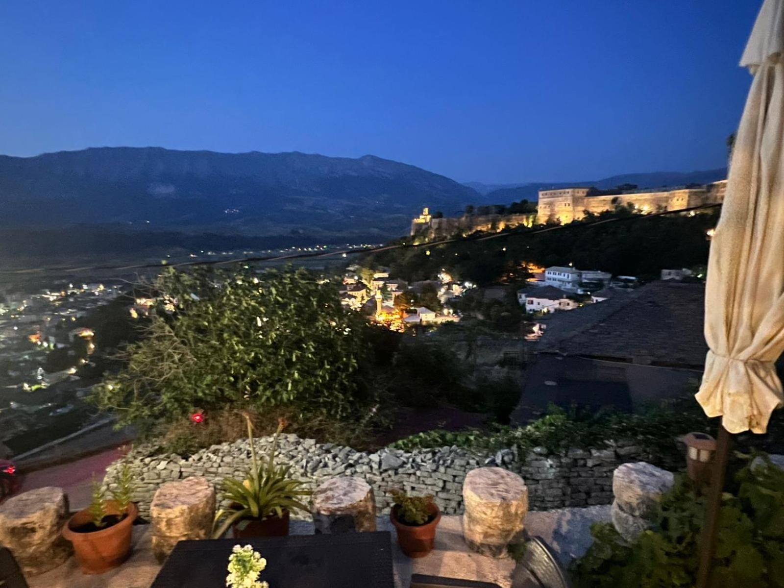 Arpet Gjirokastër